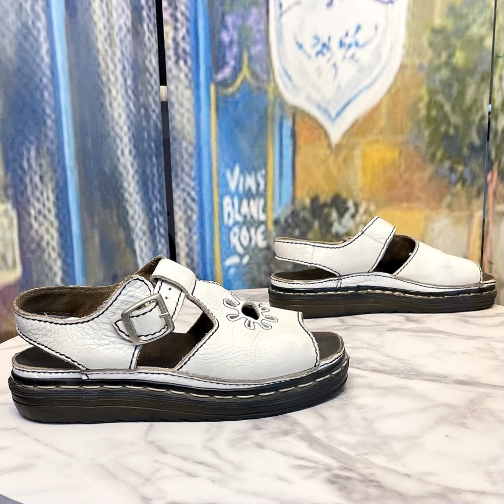 Dr. Martens Vintage Dunnet Leather Flower Sandal 90s White Size US 7 GUC - Picture 2 of 9
